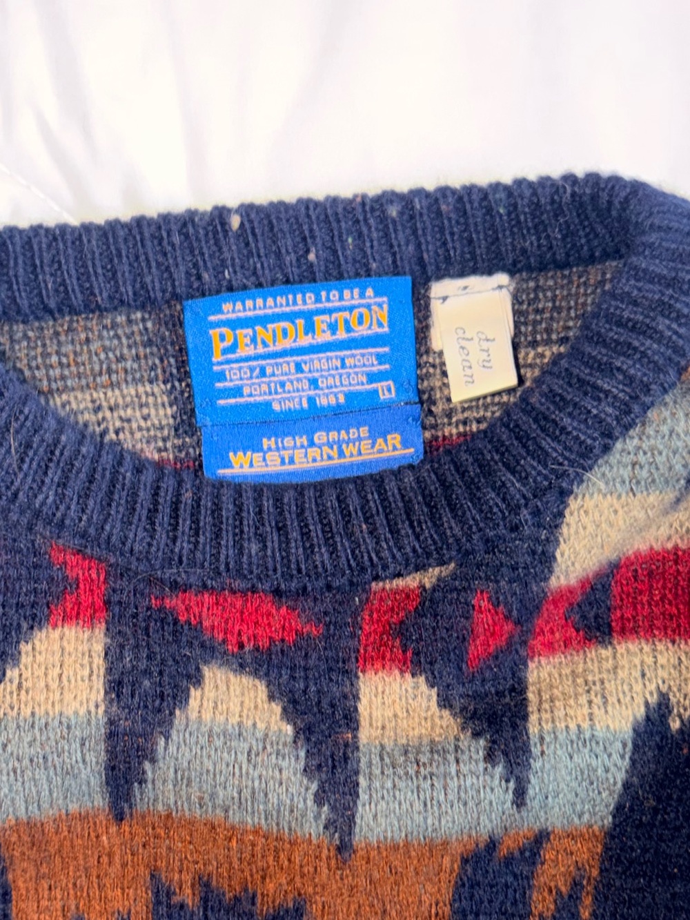 Pendleton sweater - Picture 4 of 4